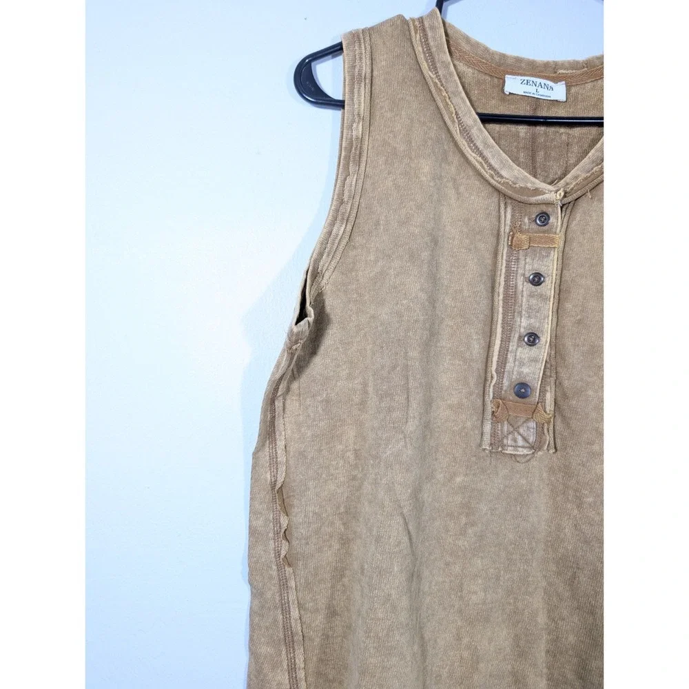 ZENANA Color Washed Henley‎ Tank top Tunic Raw Edge Exposed Seam Mocha Large
